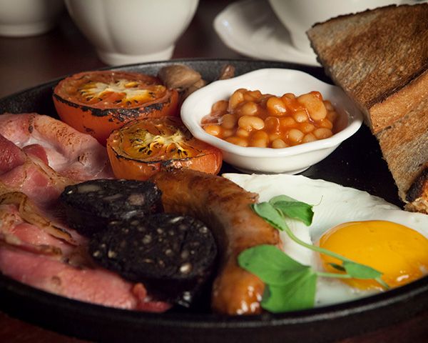 A Full Cooked breakfast at the Fountaine Inn